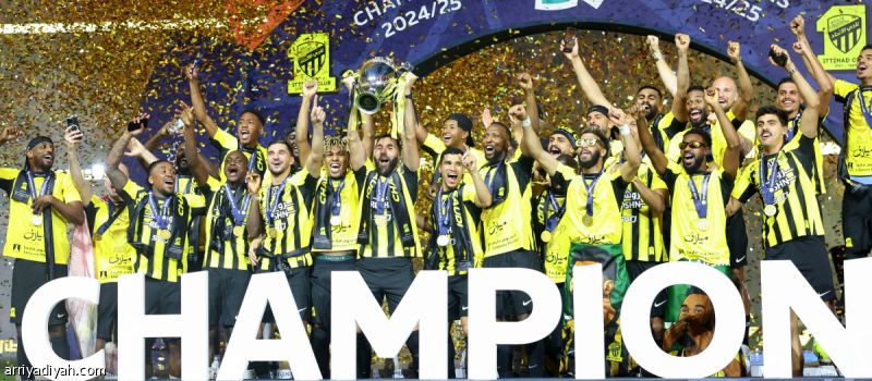 19 لاعبا يصنعون ثنائية الاتحاد