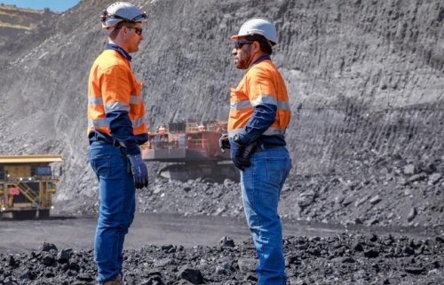 الكنز المدفون يخرج من باطن الأرض في هذه الدولة الخليجية.. 5 مناجم جديدة ستجعلها أغنى من الدول الأوروبية