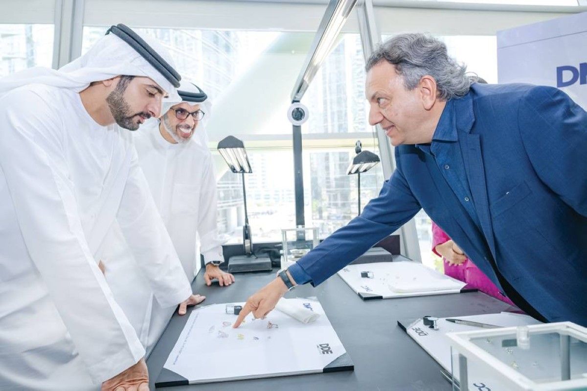 حمدان بن محمد: «دبي للسلع المتعددة» يدعم تدفقات التجارة العالمية عبر بنية تحتية متطورة وأطر تنظيمية مرنة