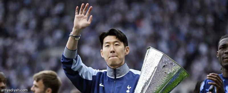 توتنام يشترط صفقة كبرى مقابل سون