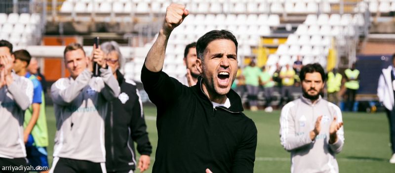 كومو يتمسك بفابريجاس