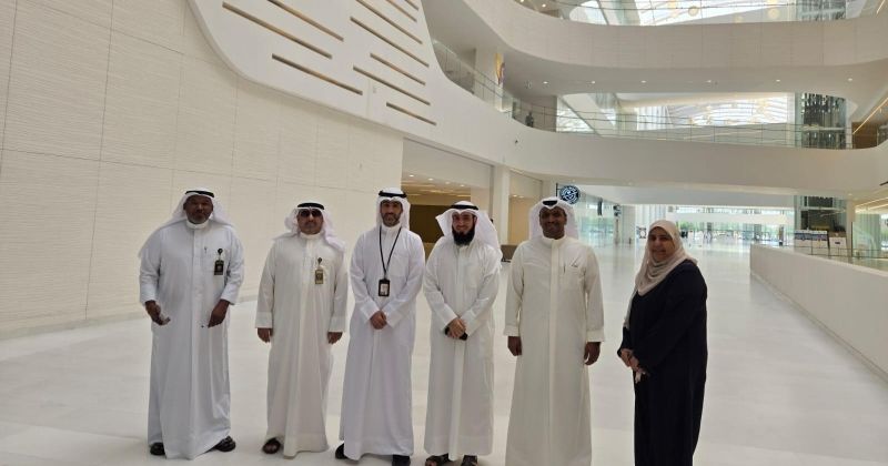 الطشة يتفقد سير العمل في مستشفى الجهراء خلال عطلة العيد