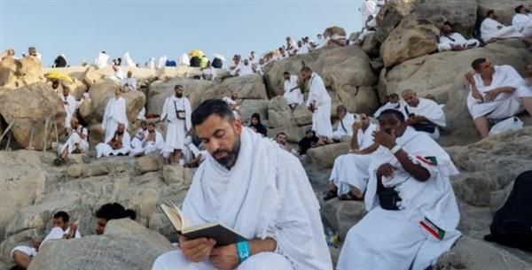 السعودية: الحالة الصحية للحجاج “مطمئنة”.. ونسبة الإجهاد الحراري هذا العام انخفضت لـ 90%