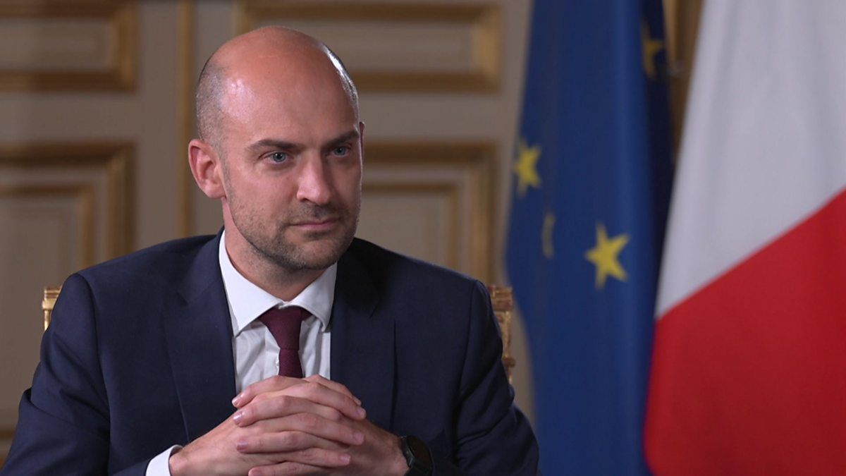 وزير خارجية فرنسا: نجحنا بالتعاون مع الولايات المتحدة في منع انهيار لبنان