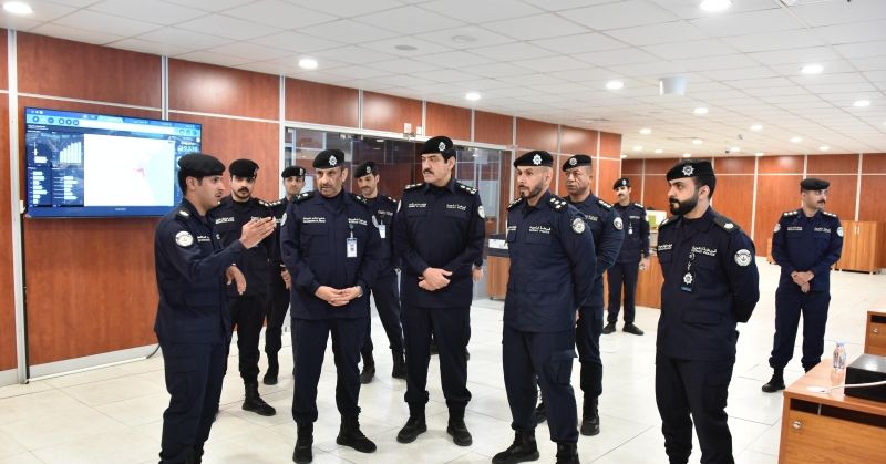 اللواء العدواني يتفقد سير العمل في «الإدارة المركزية للعمليات» و«المرور»