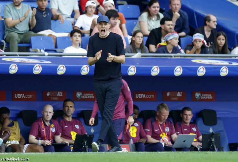 توخيل محبط من «الأسود الثلاثة»