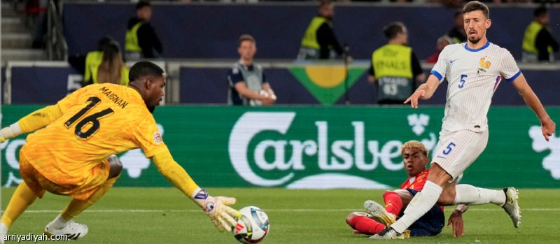 مجانا من برشلونة.. أتلتيكو ينهي صفقة لانجليه