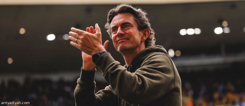 مدرب برينتفورد على أعتاب توتنام