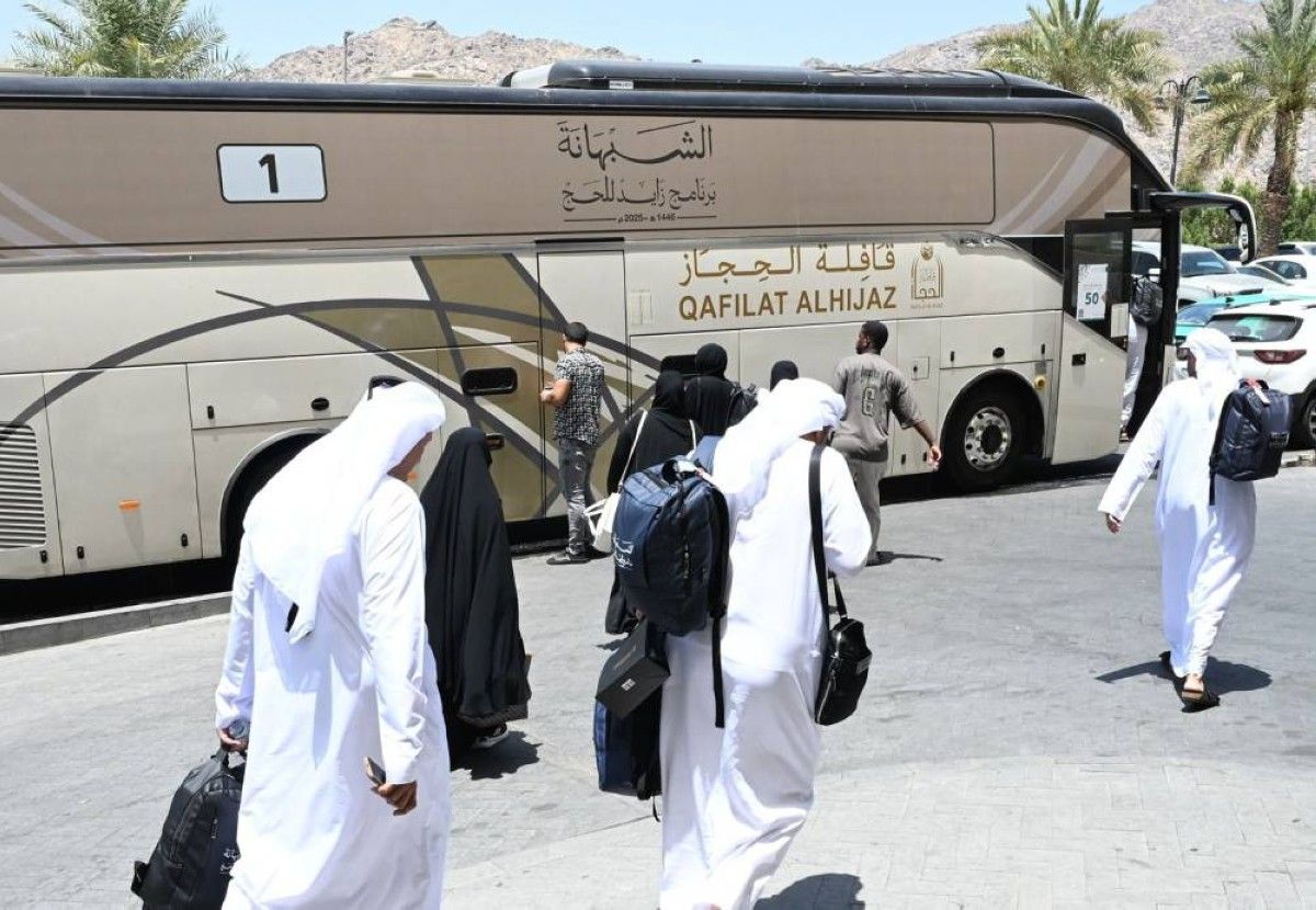 حجاج الإمارات يُنهون مناسكهم ورحلات عودتهم للوطن تتابع