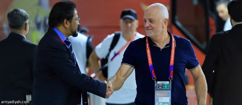 أرنولد: هدفي قيادة العراق إلى المونديال