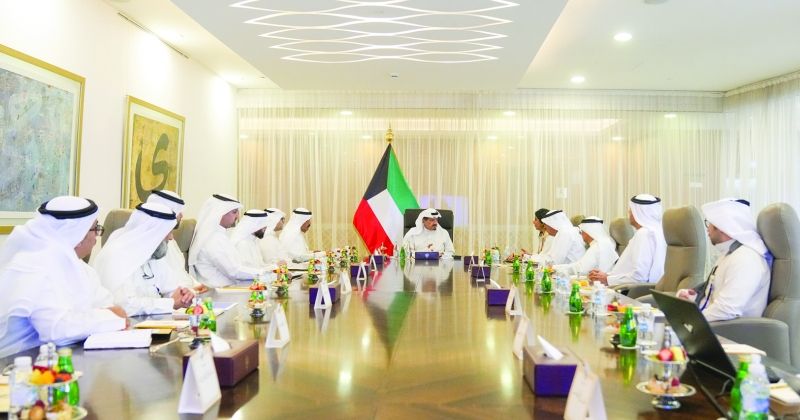 رئيس الوزراء مترئساً اجتماع اللجنة التنسيقية