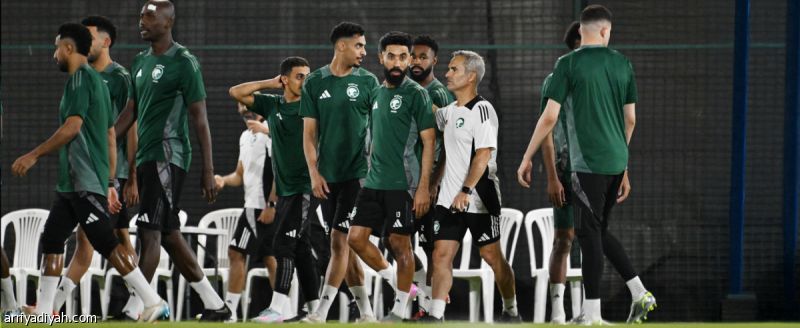 الأخضر يتوعد أستراليا بسيناريو فرنسا والبرازيل