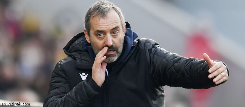 ليتشي يتخلى عن المنقذ