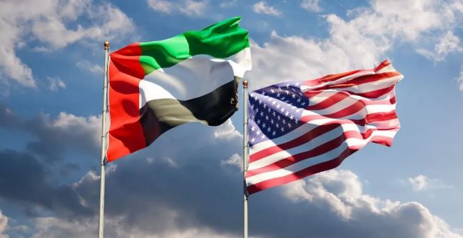 وزيرا خارجية الإمارات وأمريكا يبحثان العلاقات الثنائية والتطورات الإقليمية