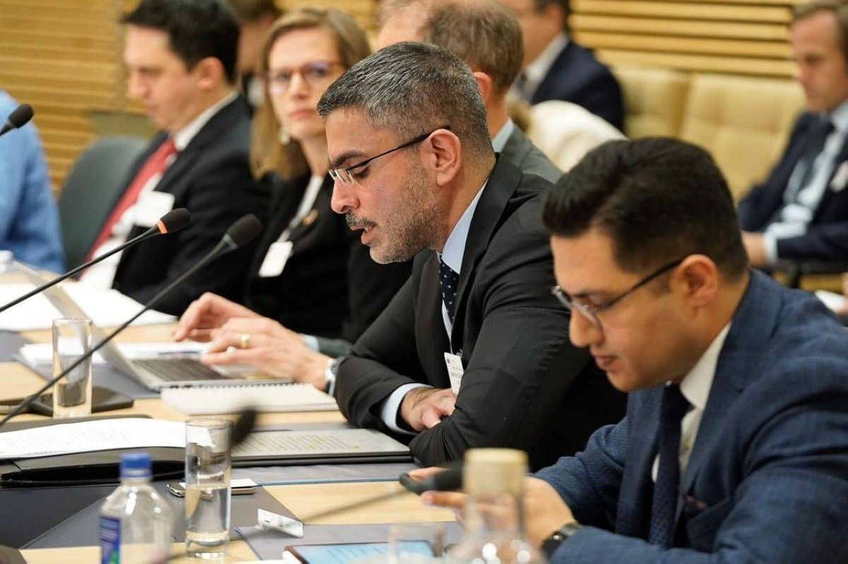 الإمارات تشارك في حوار انتقال الطاقة ببروكسل