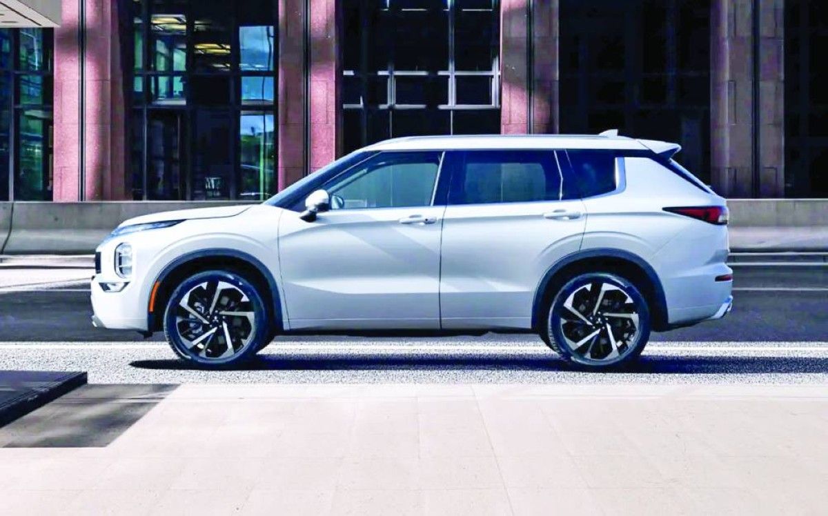 «ميتسوبيشي أوتلاندر».. تصميم ديناميكي جديد في أسواق الإمارات