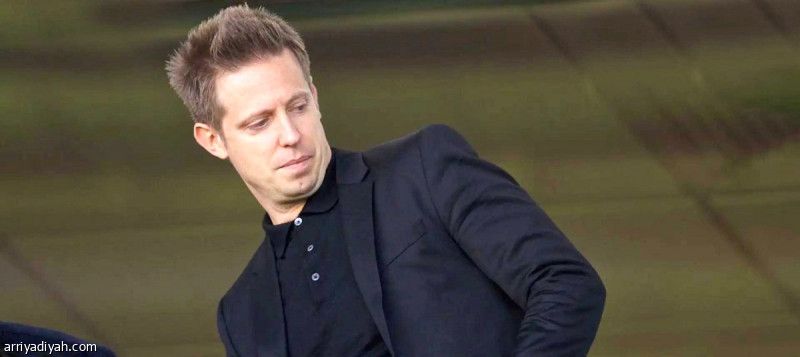 ابن نافل يتفق مع إدواردز