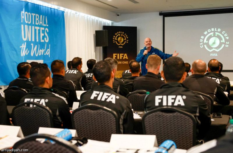 إنفانتينو: حكام مونديال الأندية جزء من التاريخ