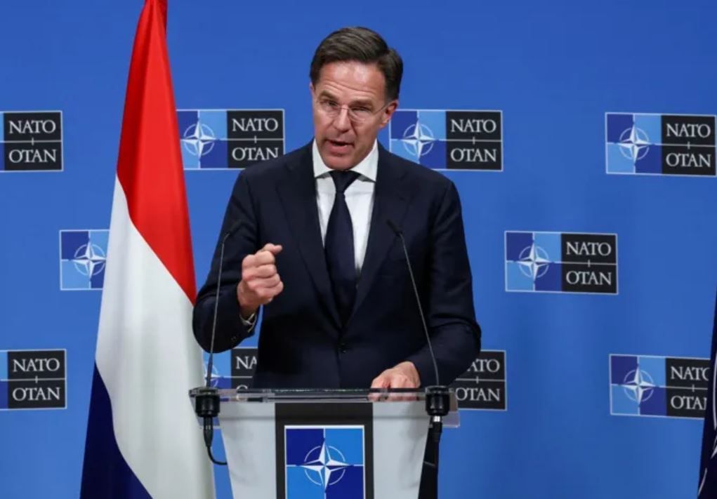 “الناتو” يدعو دول الحلف للضغط على إسرائيل لوقف ضرب إيران