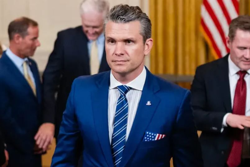 وزير الدفاع الأمريكي: إيران تستطيع العودة إلى طاولة الحوار في أي وقت