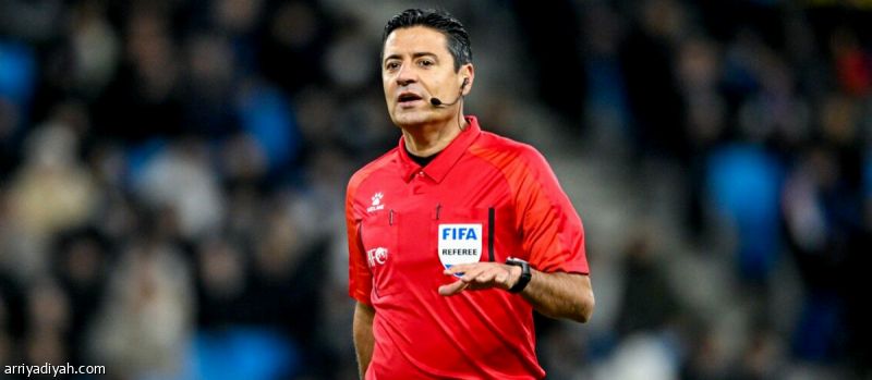 طاقم آسيوي يقود افتتاح المونديال