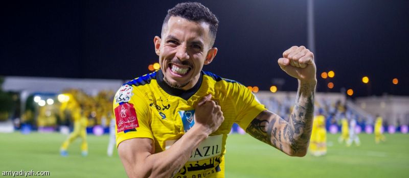 فلافيو يلحق التعاون في ميرلو