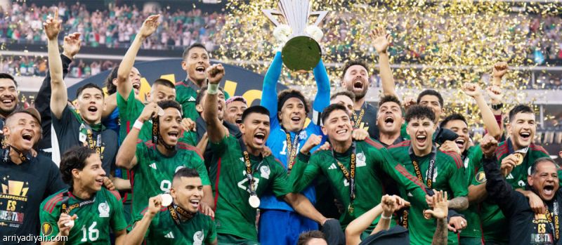 أبطال كونكاكاف.. المكسيك وأمريكا يسيطران