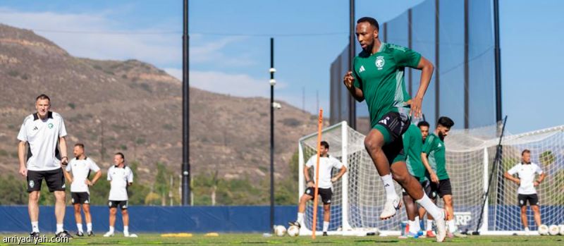 الأخضر يفحص آل سعد قبل هايتي