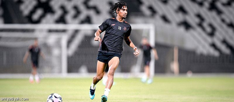 أندية «روشن» تراقب الصبياني