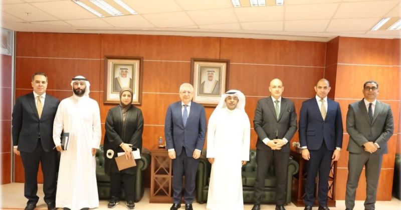 الكويت ومصر تناقشان تشكيل لجنة فنية متخصصة لاستقدام العمالة المصرية الماهرة