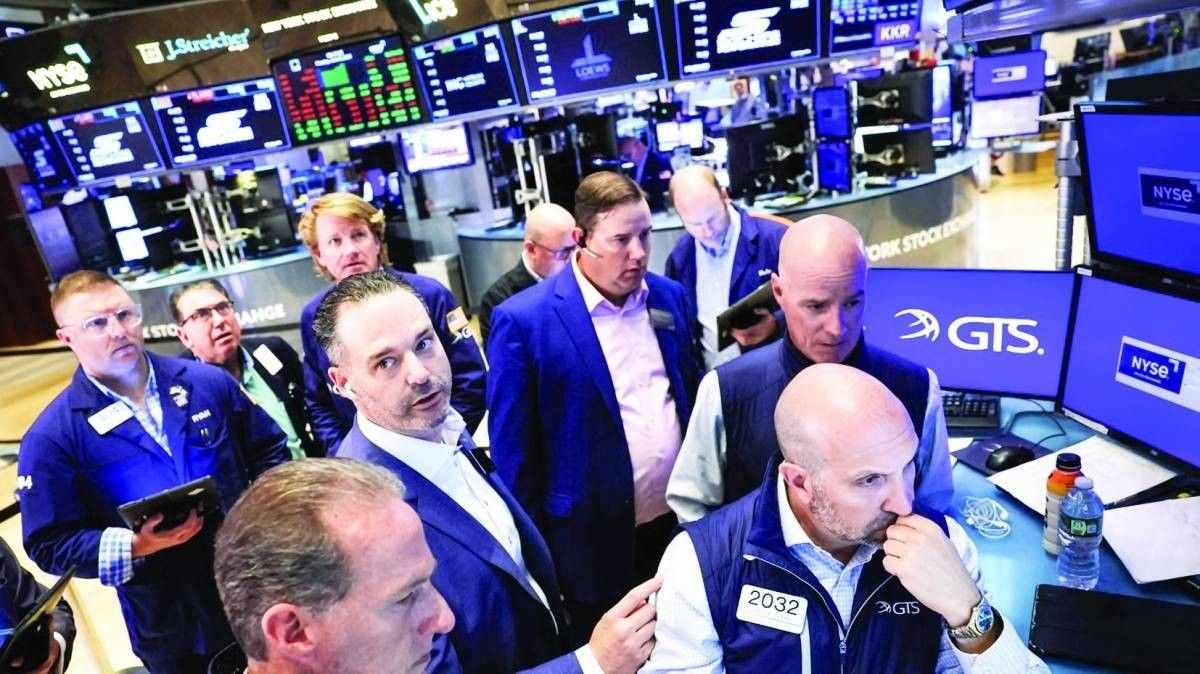 الأسهم العالمية ترتفع وتتجاهل توترات المنطقة