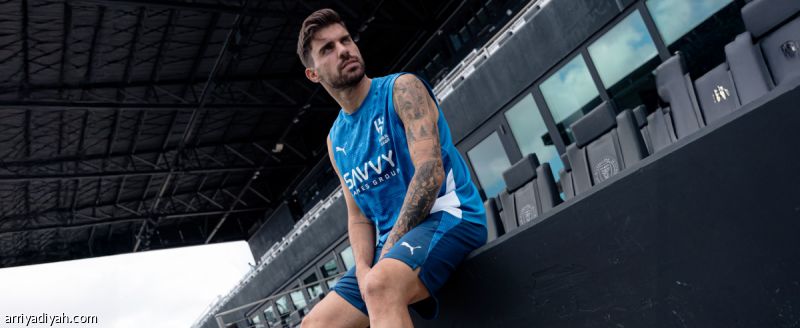 الهلال يمنح 10 أجانب خبرة العالمية