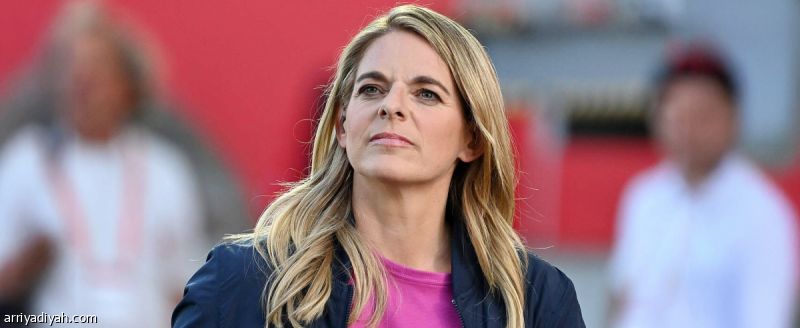 الألماني يُمدد عقد نيا