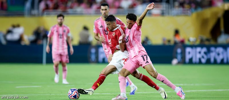 الأهلي يفقد طاهر أمام بالميراس وبورتو