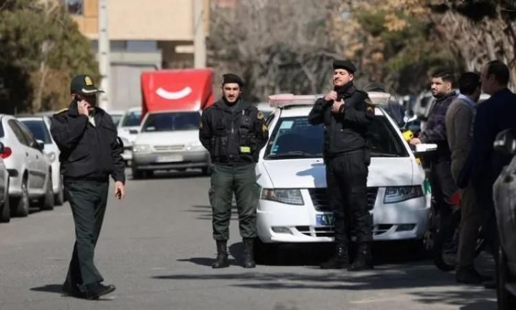 إيران تعتقل خمسة جواسيس موالين للموساد في لرستان