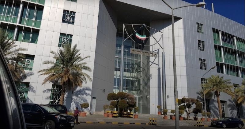 «هيئة الصناعة» تؤكد أهمية تأمين المصانع الكبرى والمخزون الاستراتيجي في (الشعيبة)