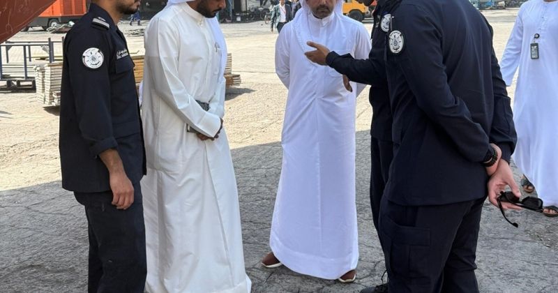 مدير «خفر السواحل» يبحث في الإمارات التعاون في مجالات التدريب والتطوير