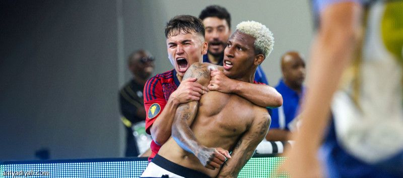 كوستاريكا تقلب الطاولة على الدومينيكان