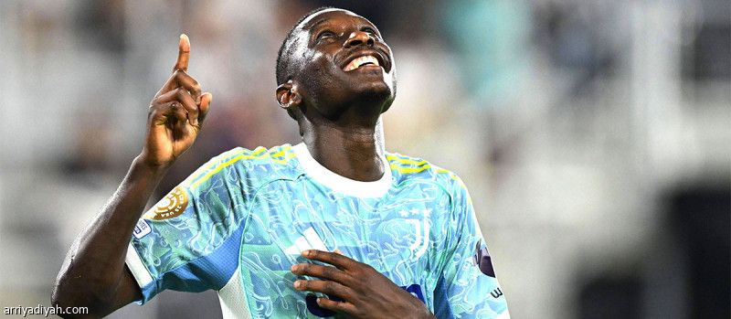 اليوفي يستعرض.. ويتصدر بخماسية العين