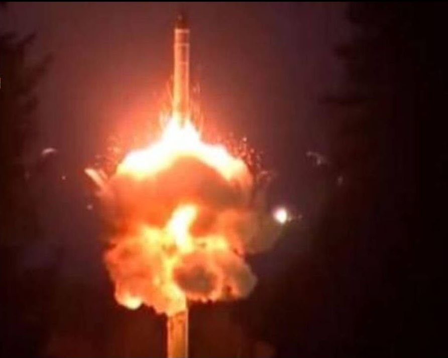 إيران: بدء الموجة الـ12 من “الوعد الصادق 3” بإطلاق صواريخ “سجيل” نحو إسرائيل