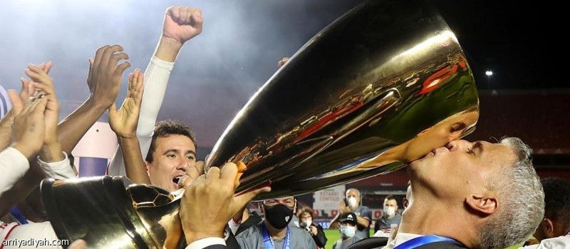 المرة الثانية.. كريسبو يقود ساو باولو