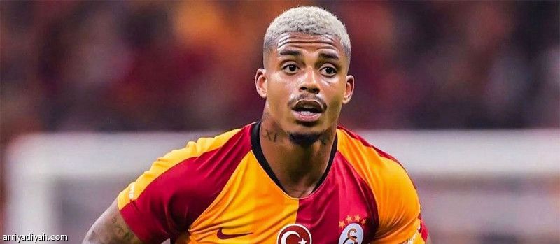 الشباب يفاوض ليمينا