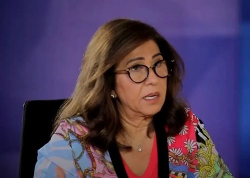 هدمت بيتها وفضحت حقيقتها .. الزغراته تطيح بـ الشهيرة ليلى عبد اللطيف وتفضح توقعاتها الجديدة وتهز هذه الدول العربية بكفها العجيب!