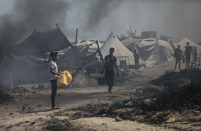 استشهاد 25 فلسطينيا وإصابة أكثر من 120من منتظري المساعدات في غزة