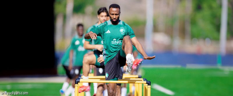 الأخضر يسلم الاتحاد تقرير كادش