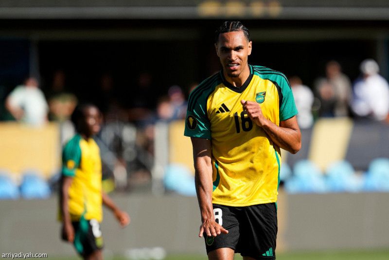 بثنائية جوادلوب.. جامايكا تتمسك بآمال العبور