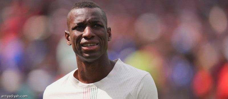 بعد الحمراء.. جاكسون على أبواب الخروج