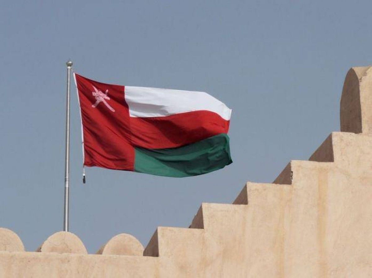 سلطنة عمان تفرض ضريبة 5 % على دخل الأفراد