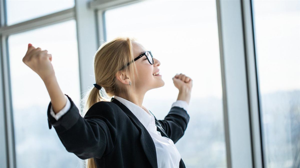 4 ابراج محظوظه لديها أرباح مالية طائلة ونجاحات مهنية واستقرار عاطفى الايام الجاية ياسعد وهناك لو انت منهم