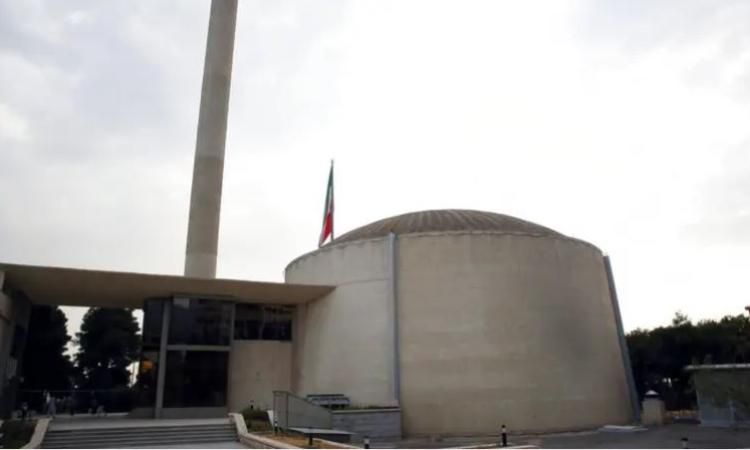 الطاقة الذرية الإيرانية : عازمون على عدم توقف مسار الصناعة النووية